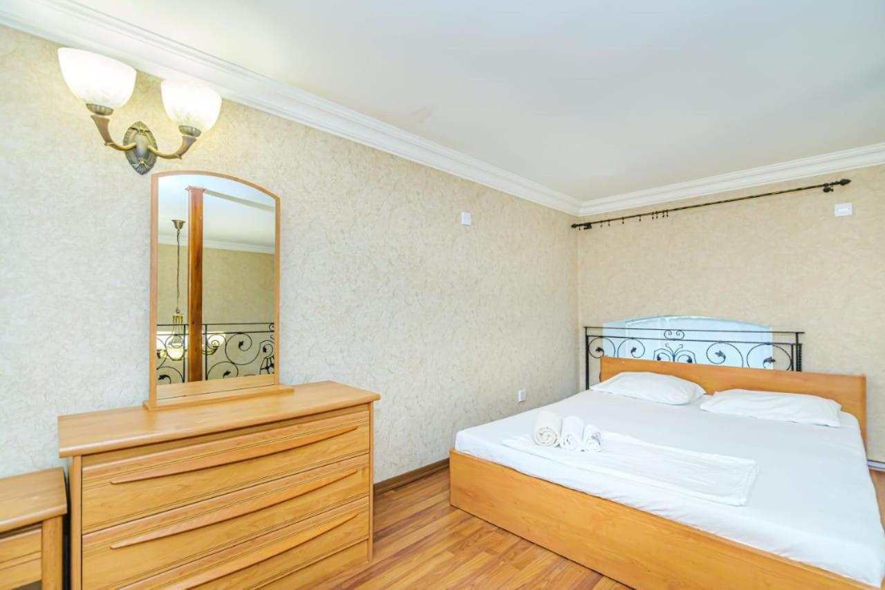 Nizami Street 2 Room Luxe House Baky Esterno foto