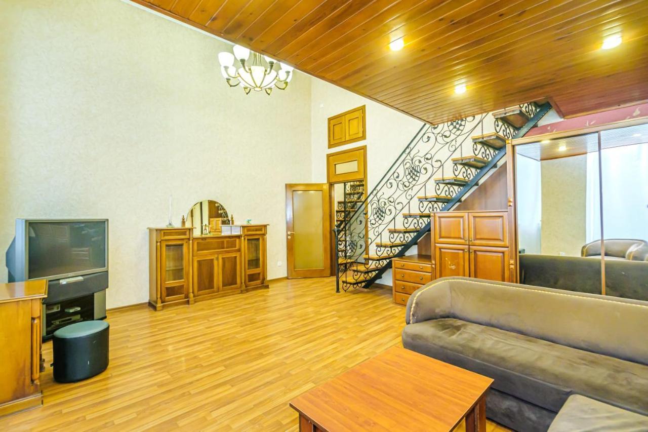 Nizami Street 2 Room Luxe House Baky Esterno foto