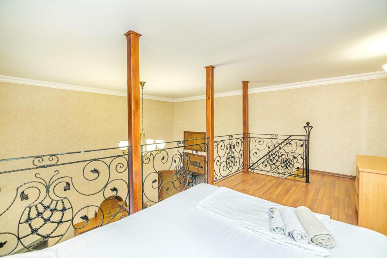 Nizami Street 2 Room Luxe House Baky Esterno foto